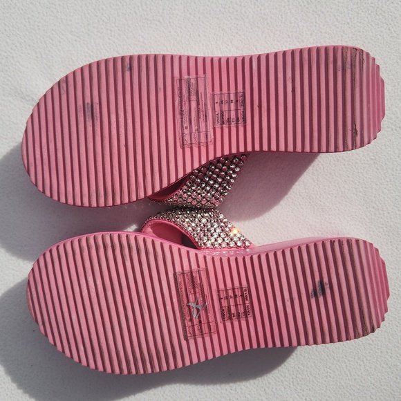 Barbie x Forever 21 Pink Rhinestone Platform Wedge Sandals - Size 8 - Picture 7 of 11